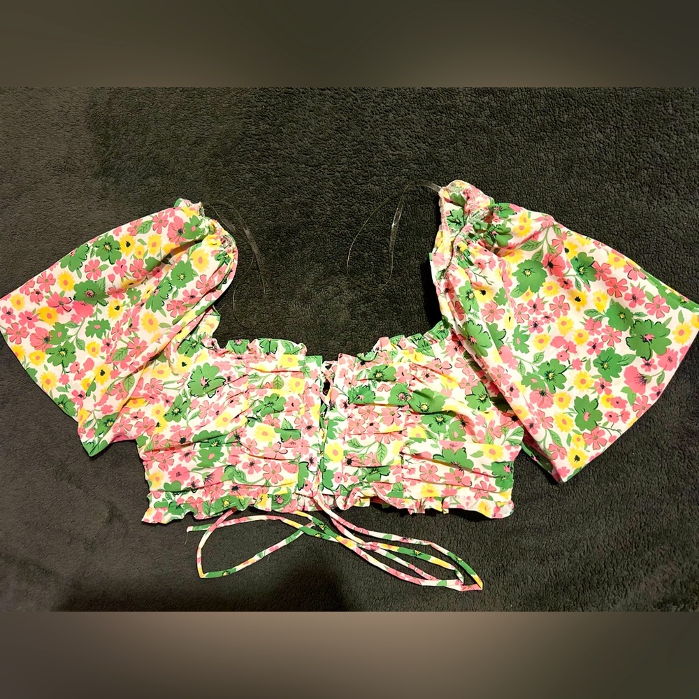 Medium floral crop top